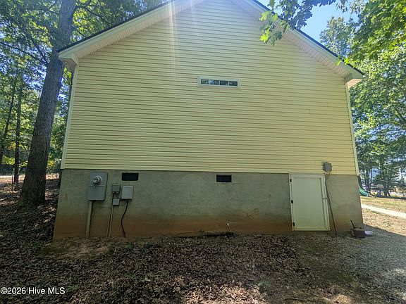 4th image of 172 Nashua Drive