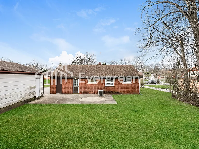 8892 Neptune Dr — Photo 15