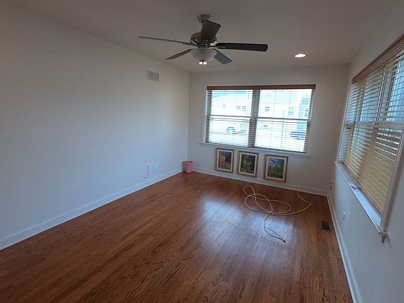 5th image of 2500 Hessing St