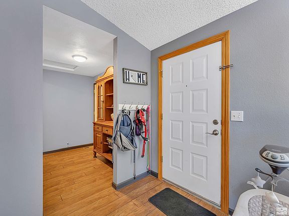 4th image of 6825 Canoe Hill Dr