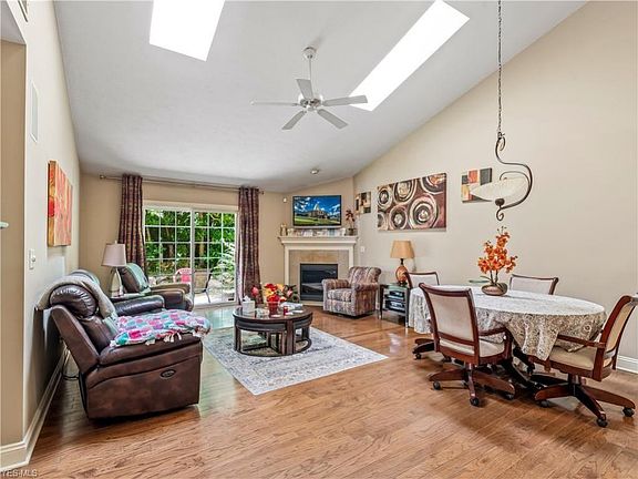 5th image of 4169 Ledgewater Dr