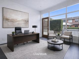 2388 Marine Dr #204, West Vancouver, BC