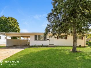 1530 Chickadee Ln, Florissant, MO