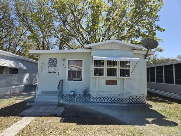 34650 Lillian St, Zephyrhills, FL 33541