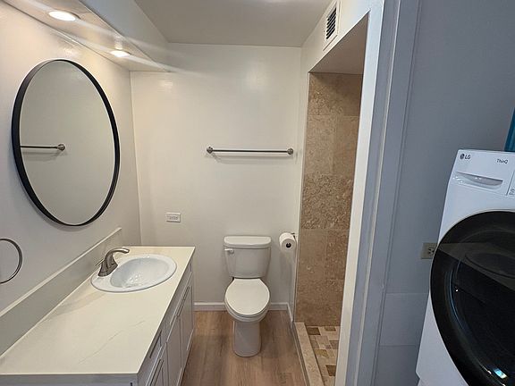 3rd image of 1212 Punahou St APT 3303