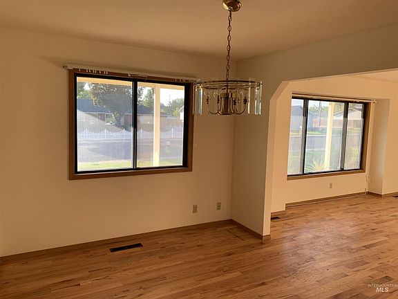 5th image of 527 Buckingham Dr