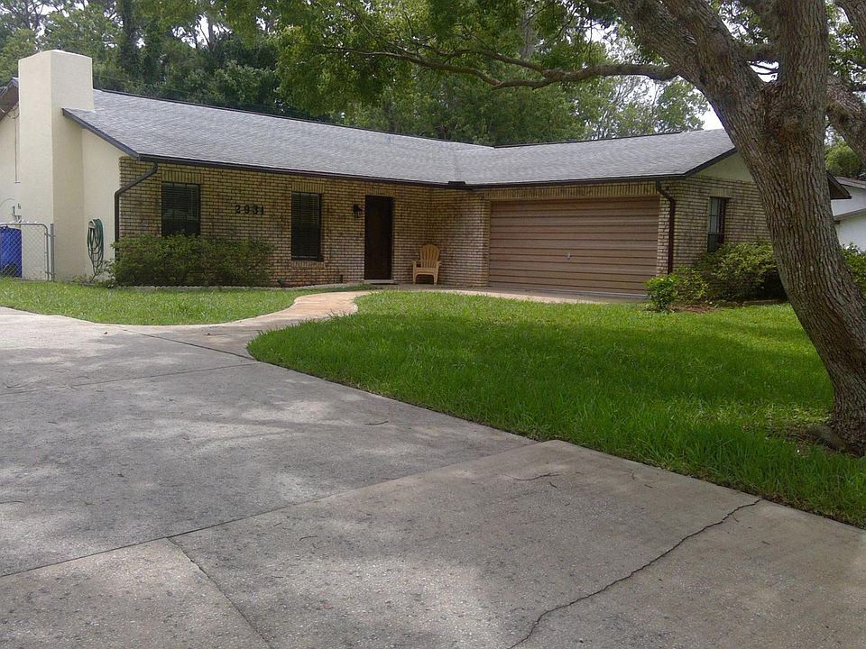 Extra large double 160 x 110 foot yard. 2 car garage with remote door opener.