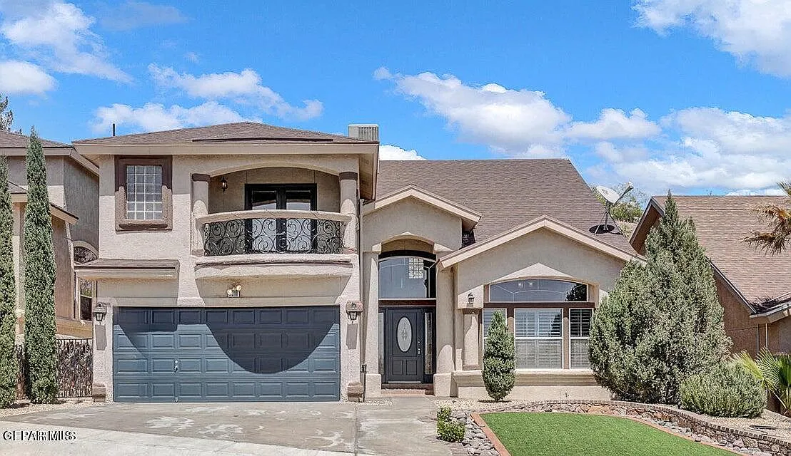 3 bed, 2.5 bath, 2239 sqft, $2,600 — Photo 1