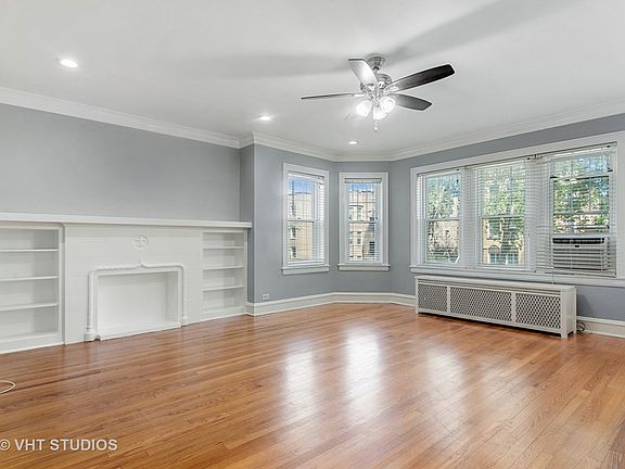 3rd image of 6220 N Francisco Ave APT 2N