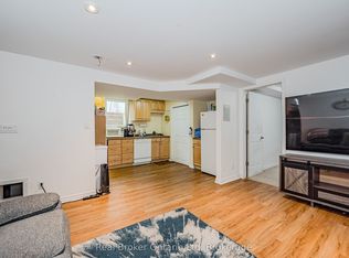 14 Southcreek Trl #B, Guelph, ON N1G 4Y8