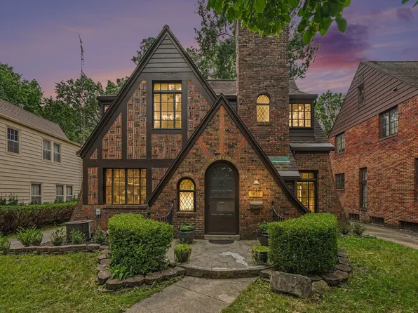 903 Briarcliff Rd, Jackson, MI 49203
