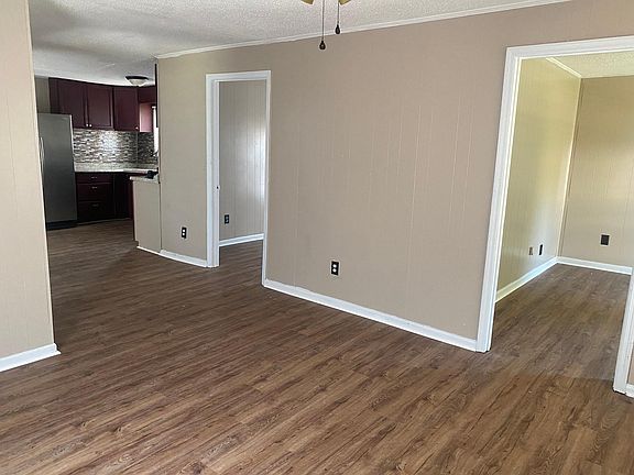 5th image of 292 Beaufort Rd