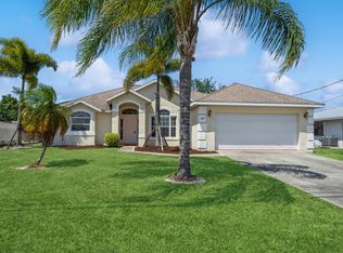 297 SW Whitmore Dr, Port Saint Lucie, FL 34984