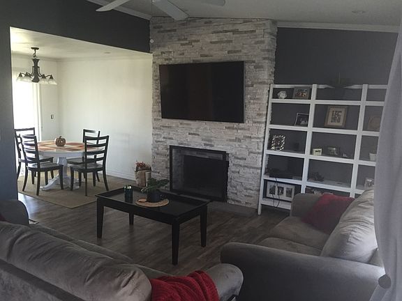 2nd image of 529 San Gorgonio Dr