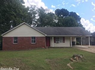 12 Whippoorwill Dr, Searcy, AR 72143