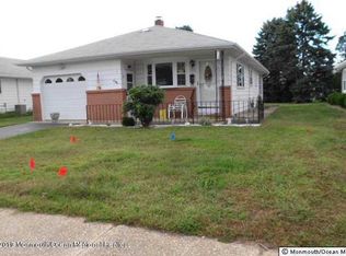 6 Frederiksted St, Toms River, NJ 08757