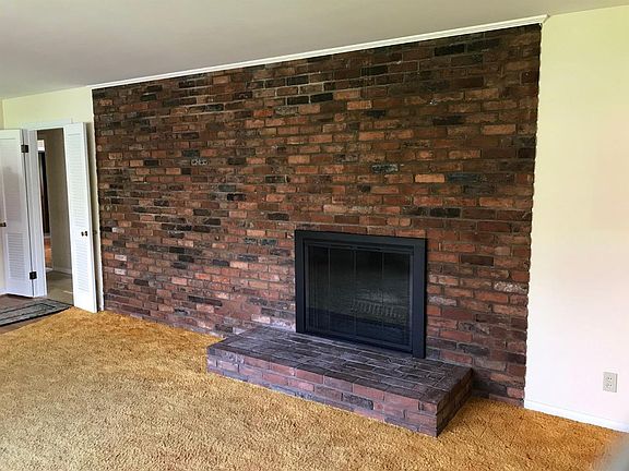 4th image of 901 Stanton Ave