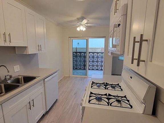4th image of 3565 S Centinela Ave APT 2
