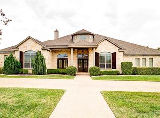 3020 Canyon Trl, Mc Gregor, TX 76657