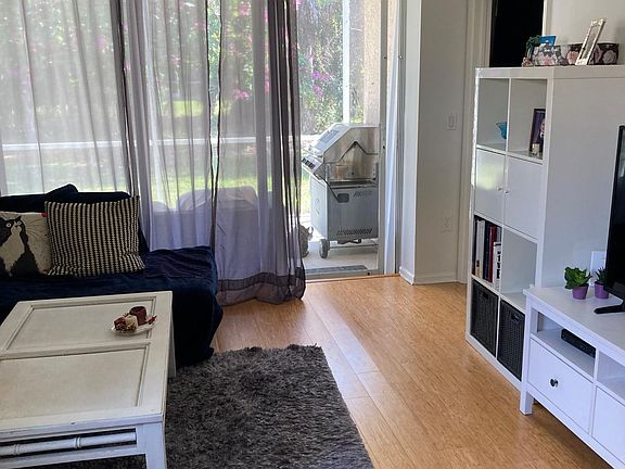 4th image of 7815 Woodbrook Cir #1