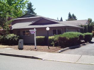 17060 Merlo Rd, Beaverton, OR 97003