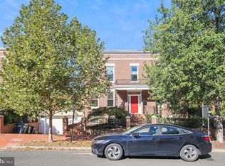 658 11th St NE, Washington, DC 20002