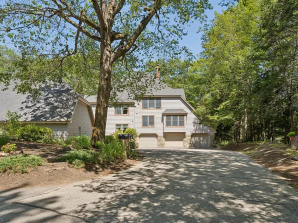 65 Hunter Place #65, Cape Elizabeth, ME 04107