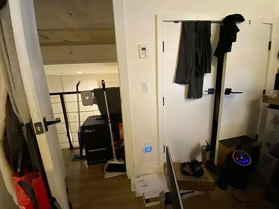 4th image of 152 Manhattan Ave #4H