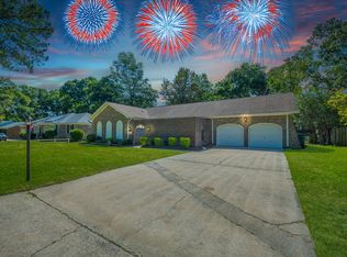 1019 Yeamans Hall Rd, Hanahan, SC 29410