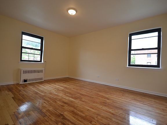 4th image of 7254 153rd St #1B