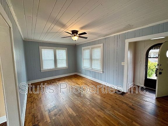 3rd image of 235 Edgewood Dr