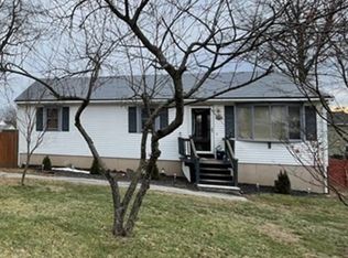 26 Studley St, Haverhill, MA 01832