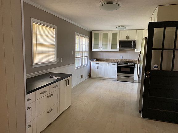 4th image of 4432 Lake Ivanhoe Dr