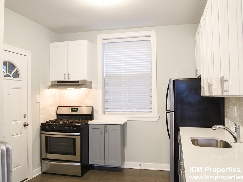 1st image of 5047 N Damen Ave APT 1E