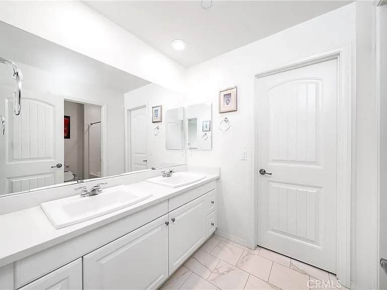 5676 Avocet Dr — Photo 36