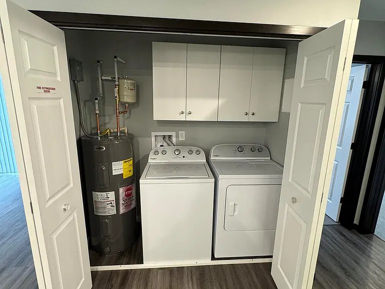 7758 Adrina Dr — Photo 16