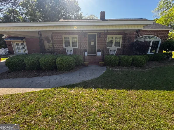 12 Forest Ave, Butler, GA 31006