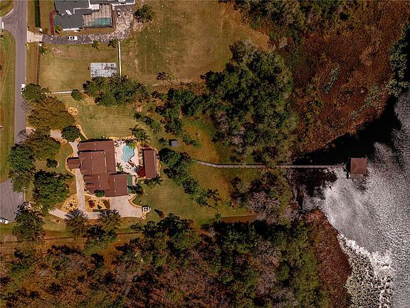 2nd image of 6900 Ranchero Ct