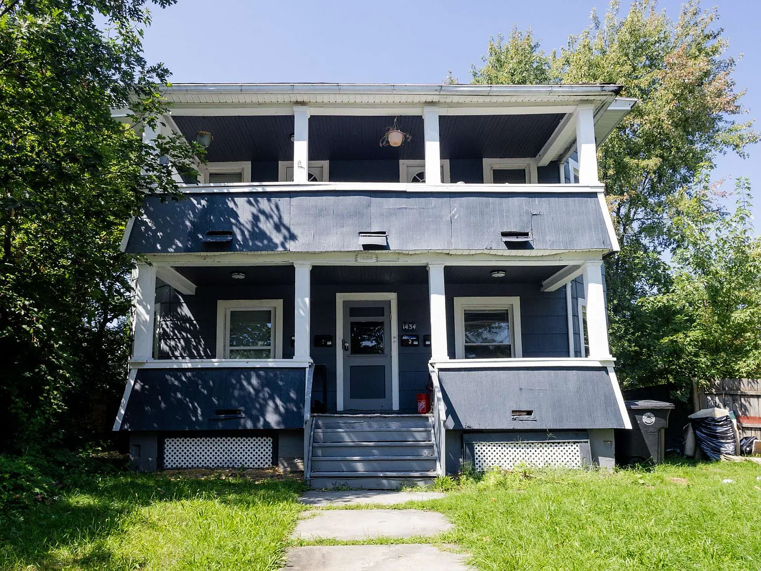 2 bed, $1,185 — Photo 1