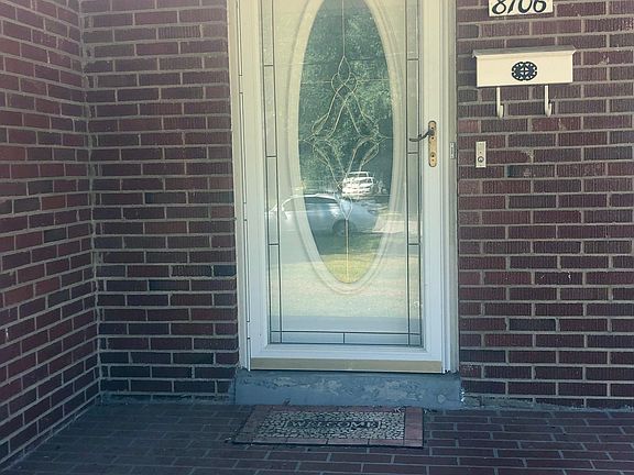 3rd image of 8106 Nancy Ln