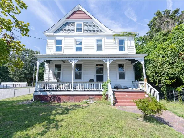 901 E Pembroke Ave, Hampton, VA 23669