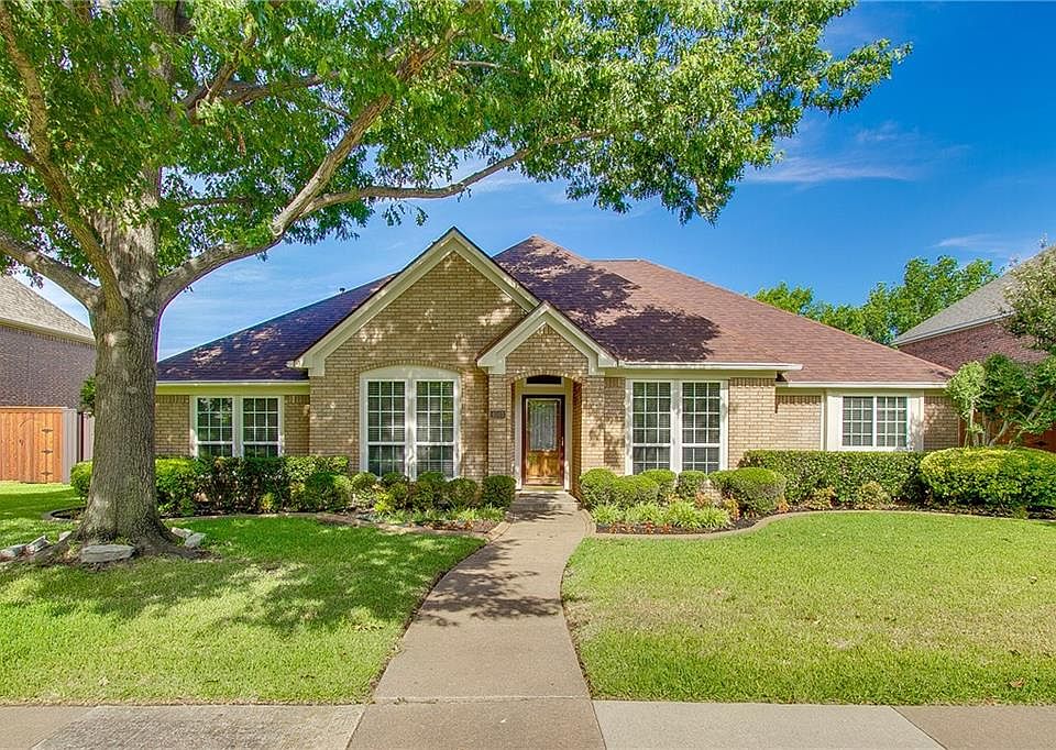 1st image of 4003 Crestwood Dr