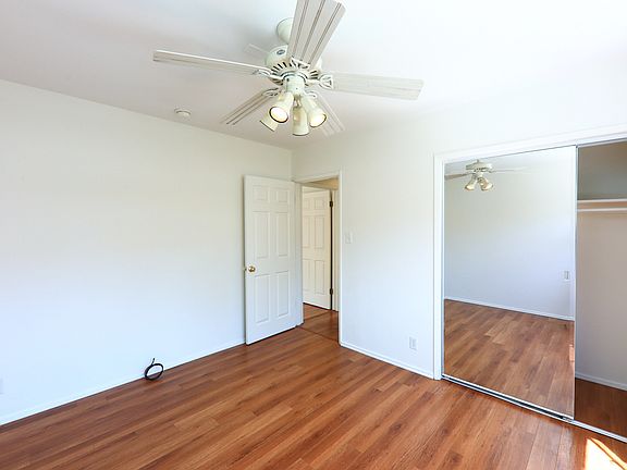 4th image of 8442 Blackburn Ave