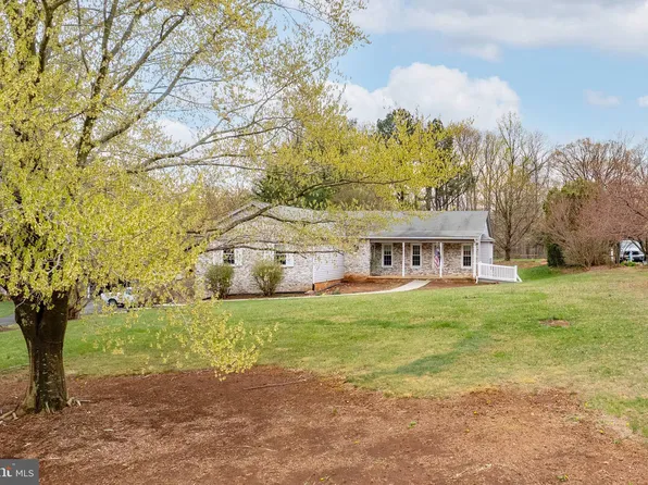 14055 Timothy Dr, Gainesville, VA 20155