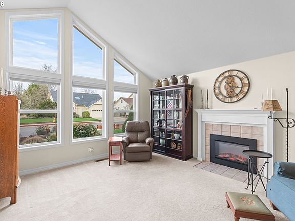 5th image of 420 Lynnbrook Dr