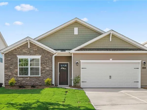 1464 Carisbrooke Dr, Mebane, NC 27302