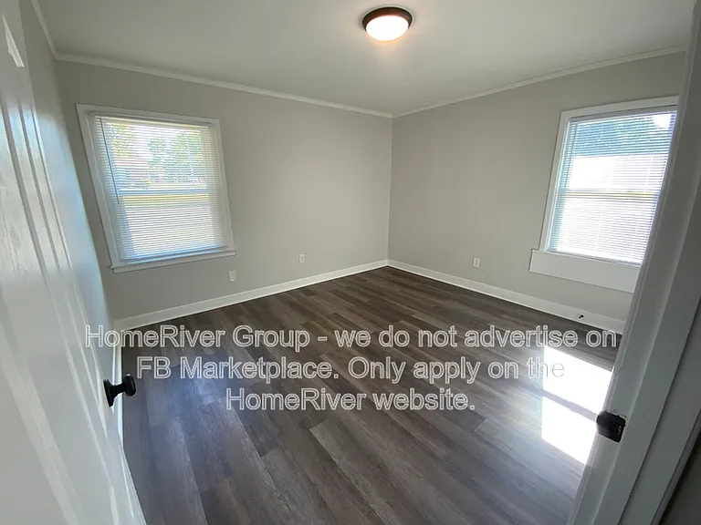 1359 S White Station Rd — Photo 12