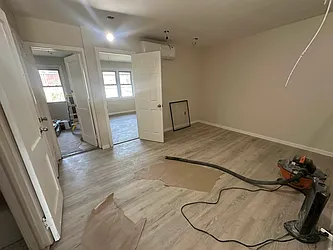 Rented by R New York