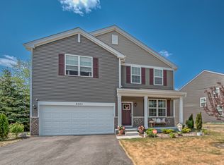 2023 Greenview Dr, Woodstock, IL 60098