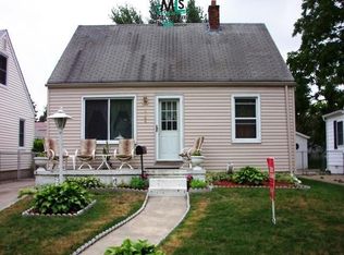 14644 Agnes Ave, Eastpointe, MI